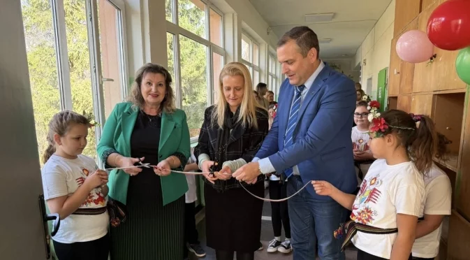 Село до Костинброд се сдоби с новооткрит STEM център