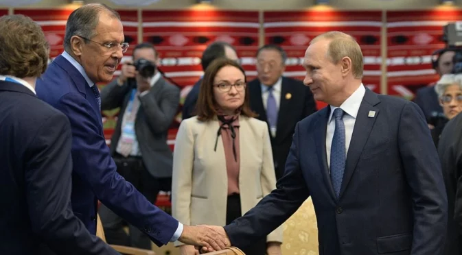 Борбата с банковите измами в Русия: Блокират масово сметки (ВИДЕО)