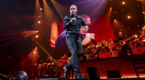 Пет месеца преди концерта си в София: Ерос Рамоцоти пусна нов албум