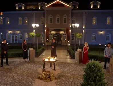 "Самоубийство" на финала в "Traitors: Игра на предатели" и четирима победители (СНИМКИ)