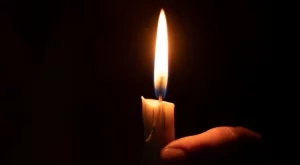 Почина популярна дизайнерка, обличала Бионсе и Лейди Гага