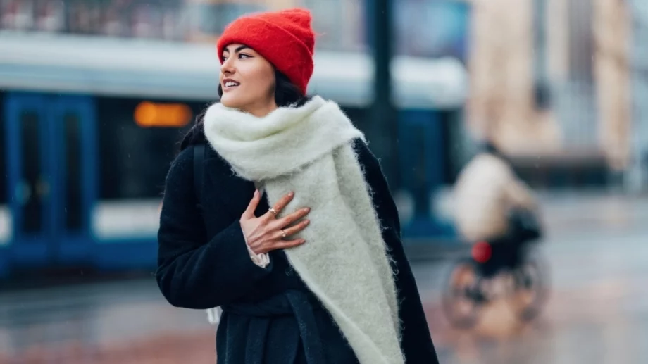 Как стилно да носите дрехи на пластове през зимата: 7 хитри трика