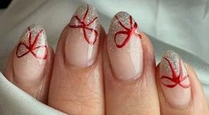 7 идеи за празничен френски маникюр (СНИМКИ)