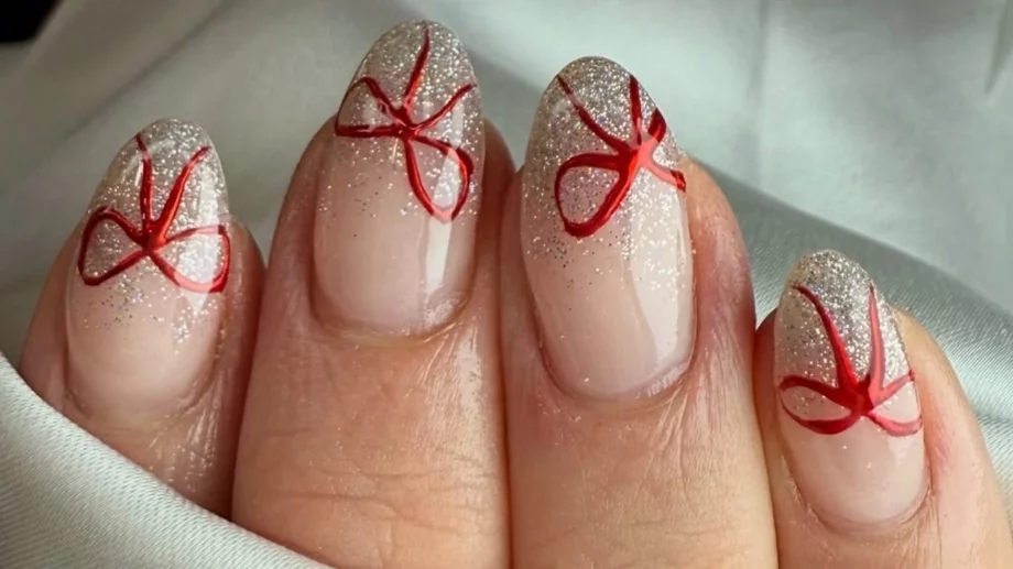 7 идеи за празничен френски маникюр (СНИМКИ)