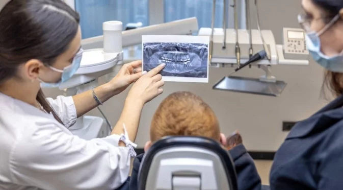 Какво не знаете за зъбните импланти – 7 факта, които изненадват дори пациентите