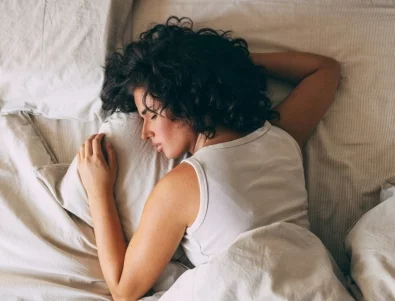 Позите на сън, които предизвикат изтръпване и нервни проблеми