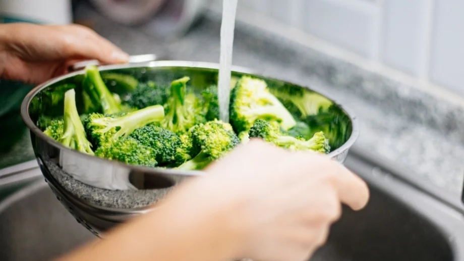 НЕ правете тези 5 неща, когато готвите броколи, губят се ползите му