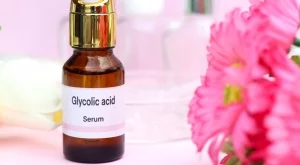 5 неща, които трябва да знаете, преди да използвате гликолова киселина върху лицето си