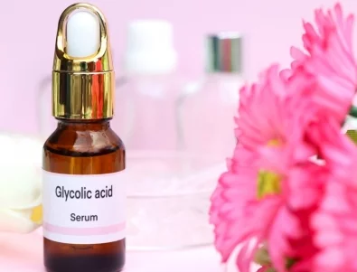 5 неща, които трябва да знаете, преди да използвате гликолова киселина върху лицето си