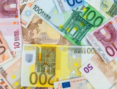 Удължителният закон за бюджета бе приет на комисия