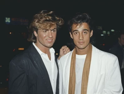 Коледната класика "Last Christmas" на Wham! измести хита на Марая Кери от върха