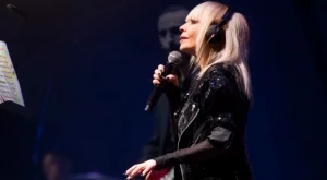 Лили Иванова организира благотворителен концерт с куп звезди