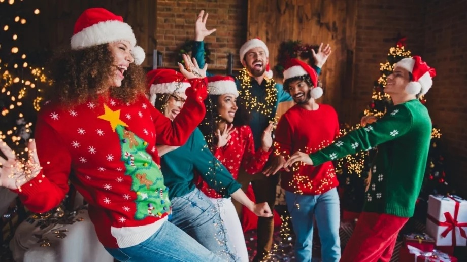 Забавни коледни пожелания за семейство, приятели и колеги