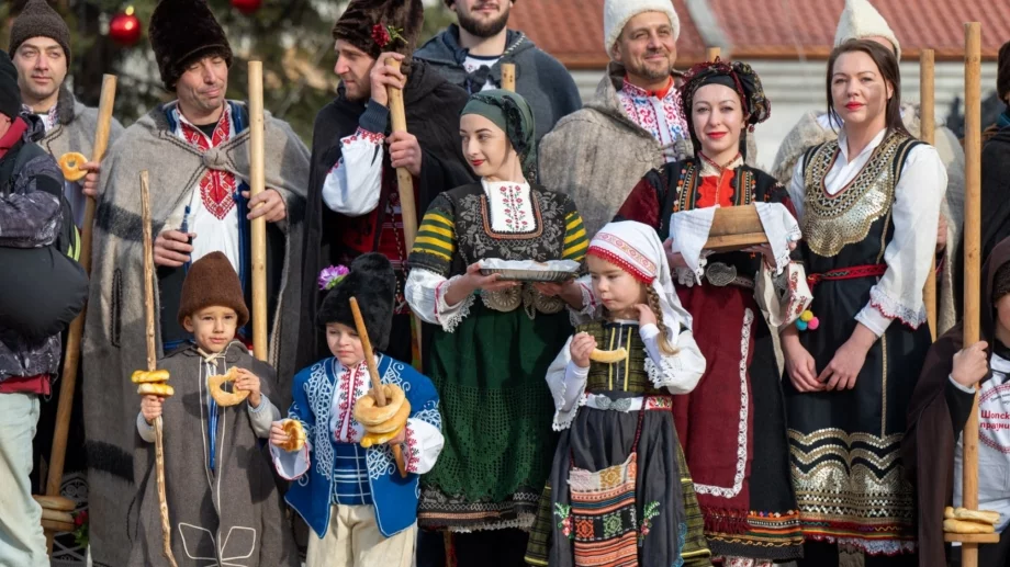 Български традиции и поверия за Коледа