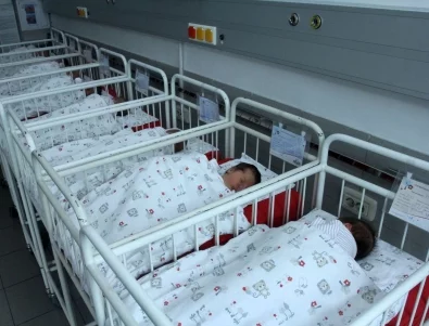 Промяна в класацията: Кои бяха най-популярните имена за бебета през 2025 г.