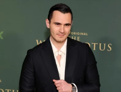 Юлиан Костов e номиниран за Актьорските награди като част от "Белият лотос"