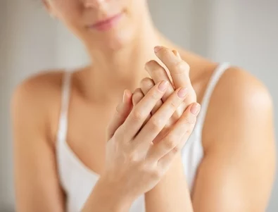 Как да предпазим кожата на ръцете през студените дни