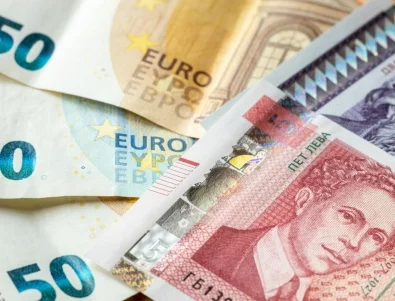 Банките не налагат такси върху обмяната на левове с евро