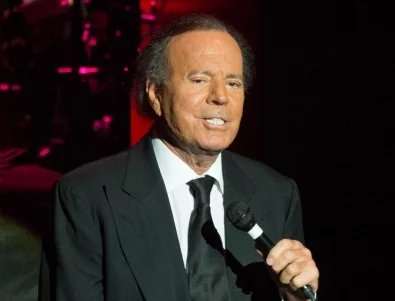 Обвиниха Хулио Иглесиас в сексуален тормоз