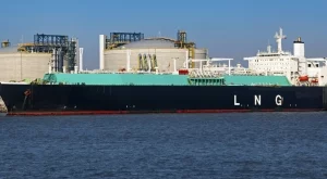 Европа ще внесе рекордно количество втечнен газ през 2026 г.