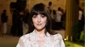 След раздялата с Крис Мартин: Дакота Джонсън отново излиза с певец (СНИМКИ)