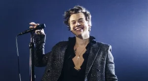 Хари Стайлс ще дари част от приходите от турнето си