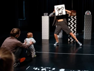 Първо безплатно турне в България на спектакъла за бебета "ZèbrO"