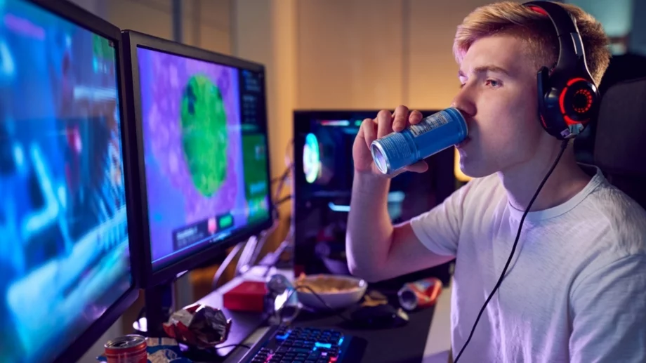 Наш кардиолог: Енергийните напитки са пагубни за детските сърца