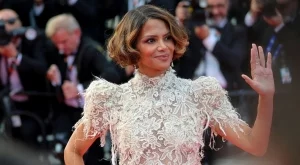 Хoли Бери за остаряването: Няма да позволя да бъда заличена