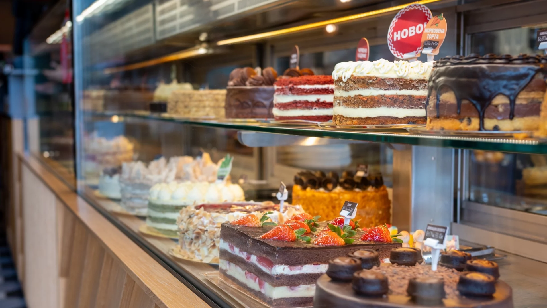 Сладкарница Неделя: Наслада от пръв поглед 