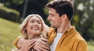 Хората от тези 4 зодии ще ви накарат да се чувствате като центъра на вселената