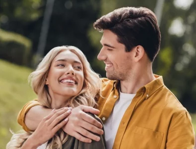 Хората от тези 4 зодии ще ви накарат да се чувствате като центъра на вселената