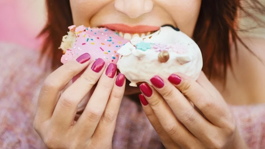 Как захарта причинява възпаление - и какво можете да направите