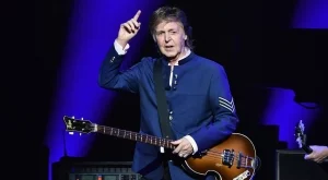 Излиза албум с музиката от филма за Пол Маккартни "Man on the Run"