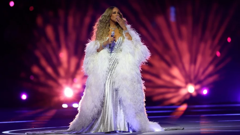 Впечатляващо и критикувано: Изпълнението на Марая Кери на откриването на Олимпиадата породи много въпроси