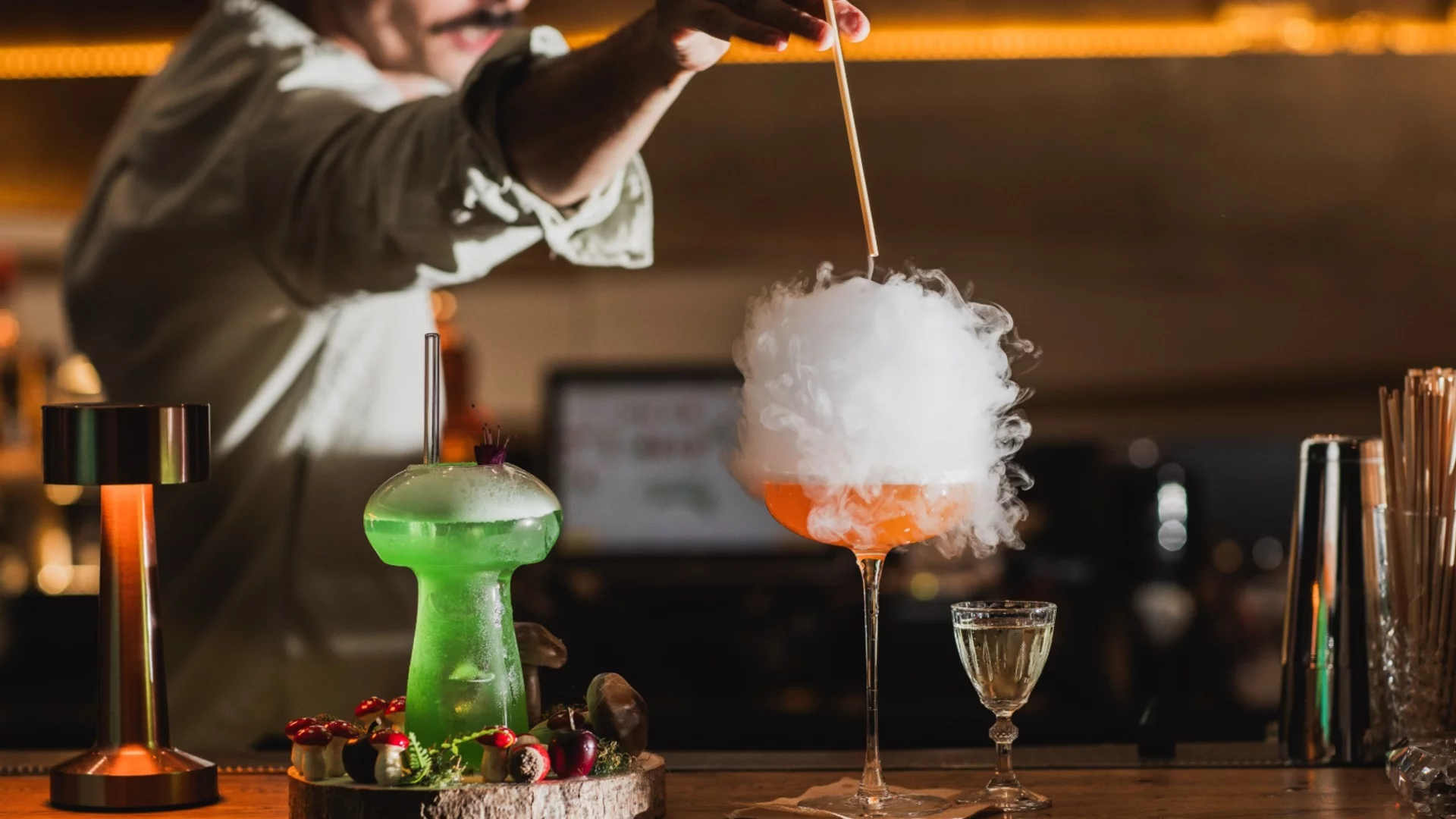 SKNNY Bar: Мастърклас, любими коктейли и много изненади