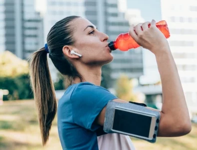 Помагат ли наистина диетичните напитки за отслабване?