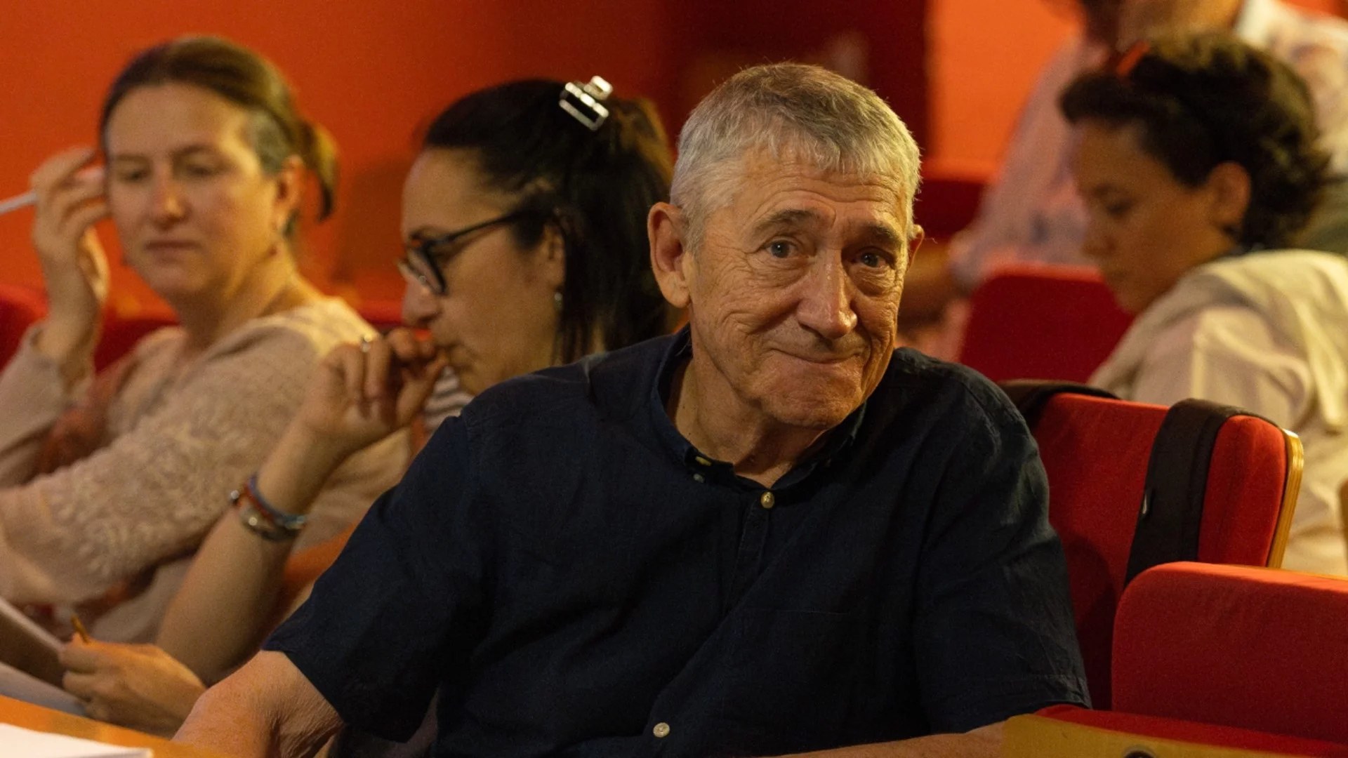 Актьорът и режисьор Ивайло Христов с Наградата на София на 30-ия София Филм Фест