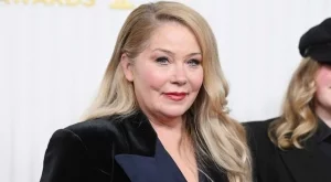 Всеки ден е борба с болката: Кристина Апългейт е на легло заради множествената склероза