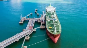 Цената на петрола остава зависима от разговорите между САЩ и Иран