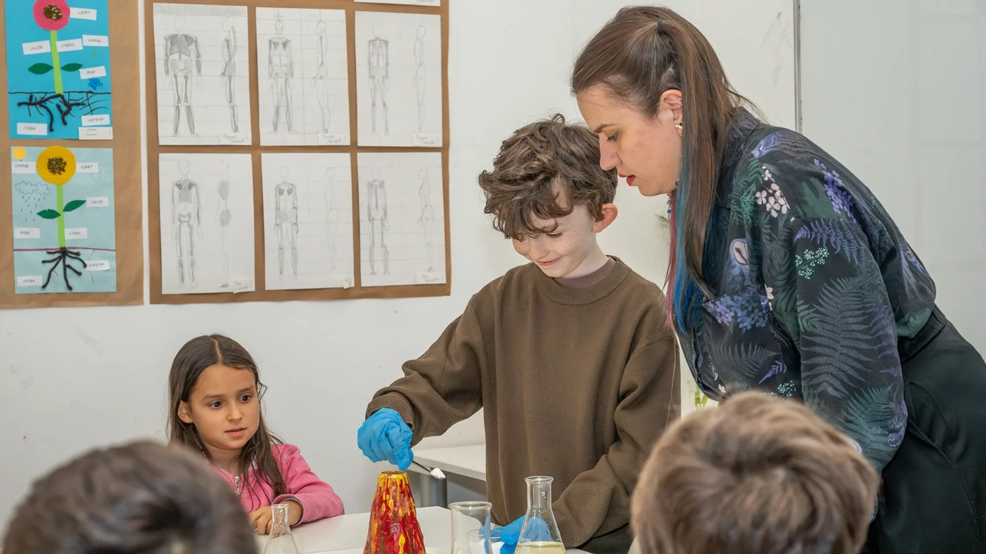 ЧСУ „Наука за деца“: За любознателни деца и големи мечти