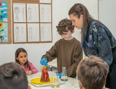 ЧСУ „Наука за деца“: За любознателни деца и големи мечти