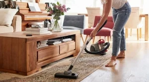 Почистване на дома: Първо или последно с прахосмукачка?