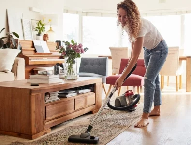 Почистване на дома: Първо или последно с прахосмукачка?