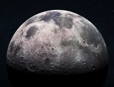 Това е първата жена, която може да полети до Луната (СНИМКИ)