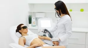 Съвършена кожа и трайни резултати: 3 клиники за лазерна епилация