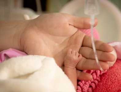 В месеца на жената: Да помогнем на майките на недоносени деца