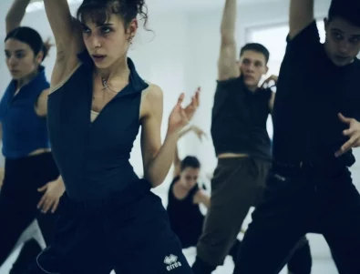 Балет АРАБЕСК представя премиерата CROSSROADS/КРЪСТОПЪТИЩА на 19 и 20 март