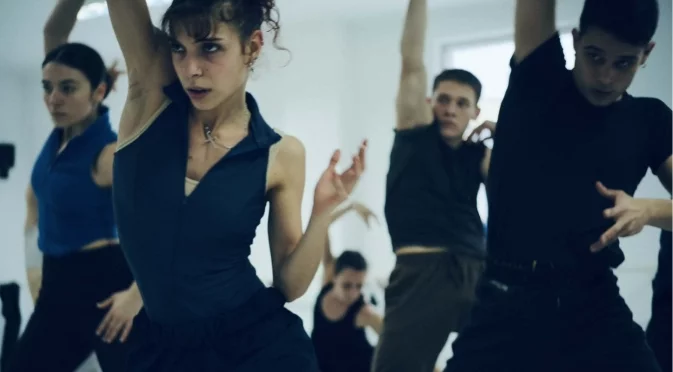 Балет АРАБЕСК представя премиерата CROSSROADS/КРЪСТОПЪТИЩА на 19 и 20 март