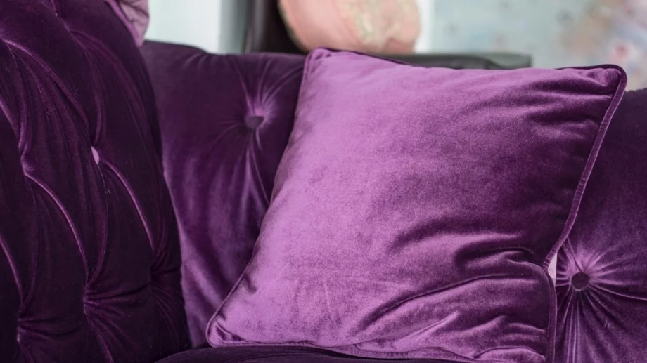 Кадифето се завръща в интериора, ето как да го използвате